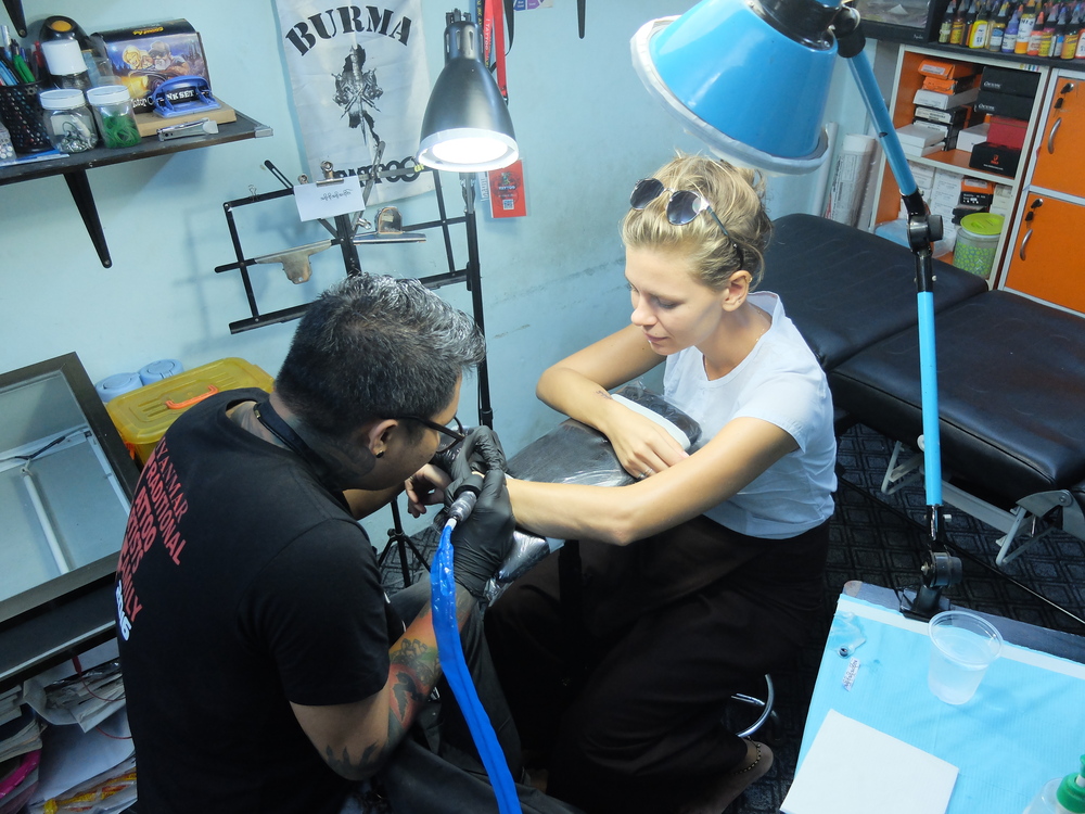 Landscape header placeholder