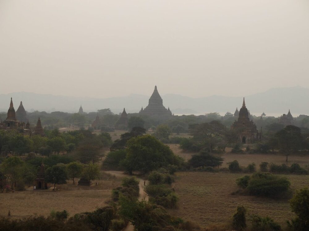 Landscape header placeholder